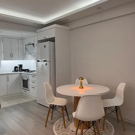 Cozy Atmosphere In The Heart Of Town Appartamento Dalaman
